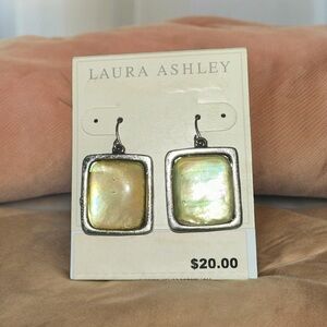 Laura Ashley Hammered Brushed Silver Tone Earrings with Yellow Iridescent Stone